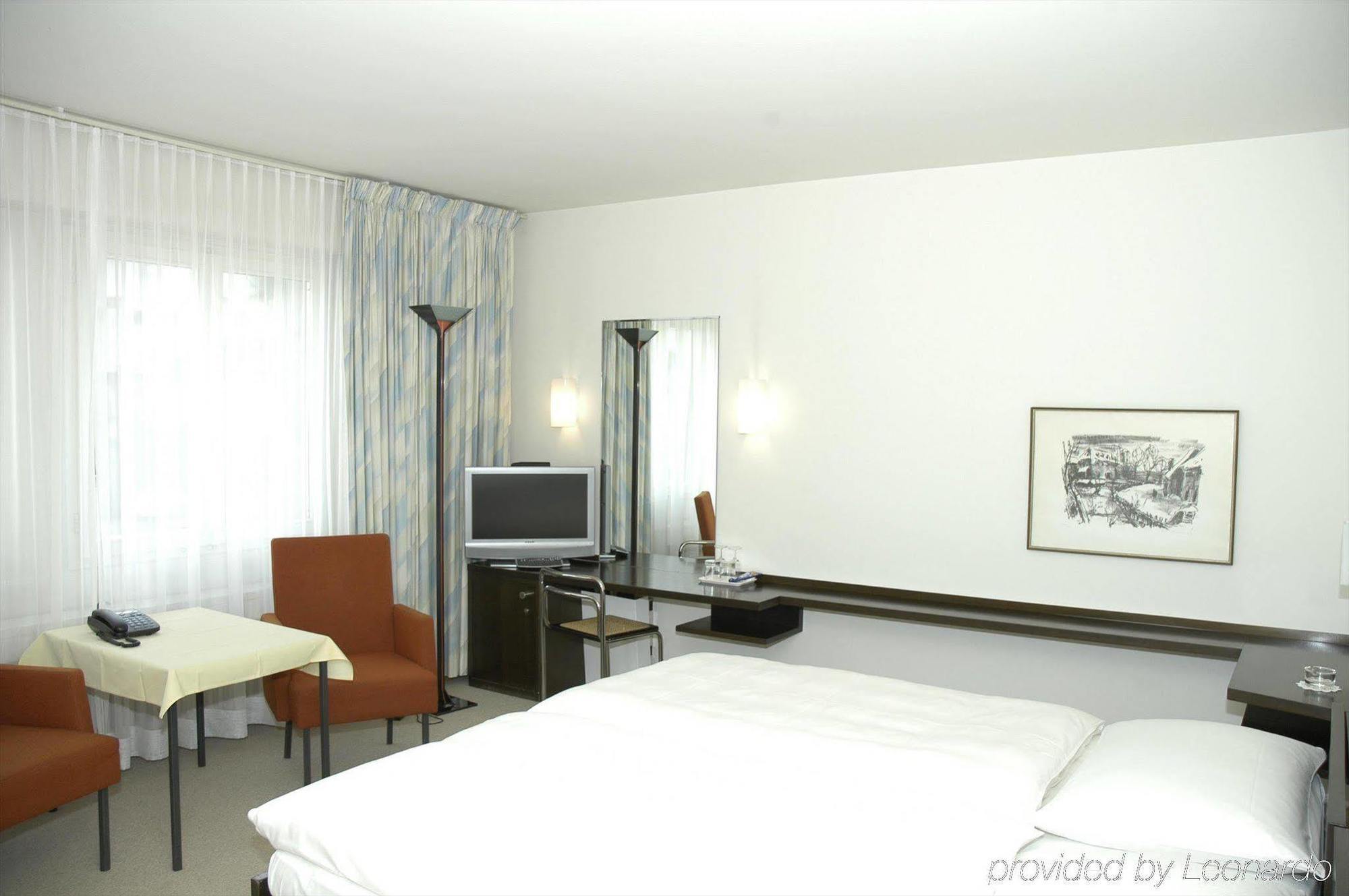 City-Hotel Ochsen Zug Rum bild